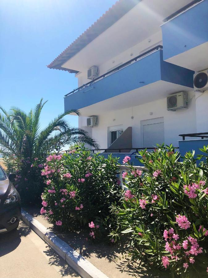 Villa Lemar Sarti Luaran gambar